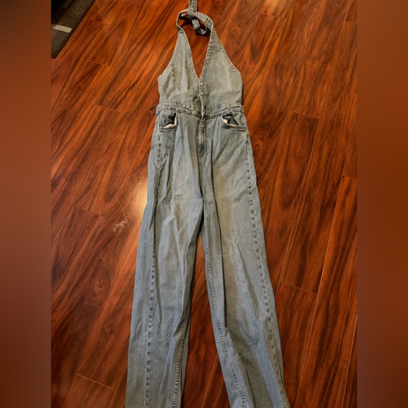 Zara Pants - Zara Blue Relaxed Jeans Straight Leg Denim -SOLD